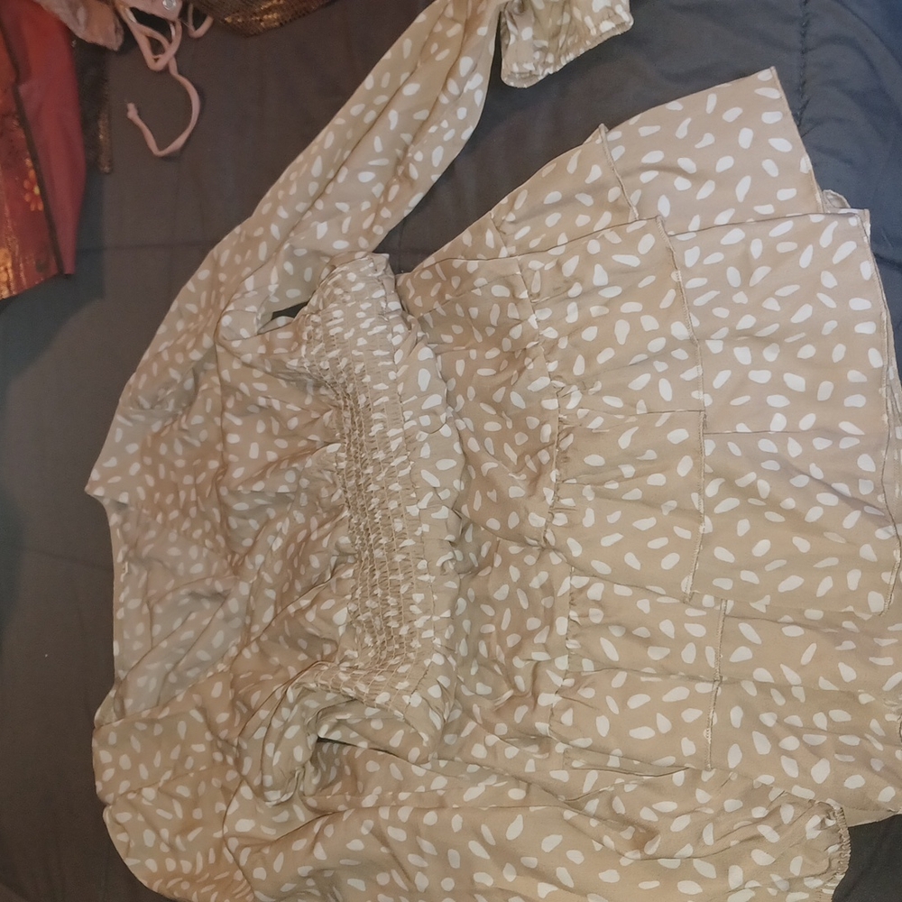 Cream & white print